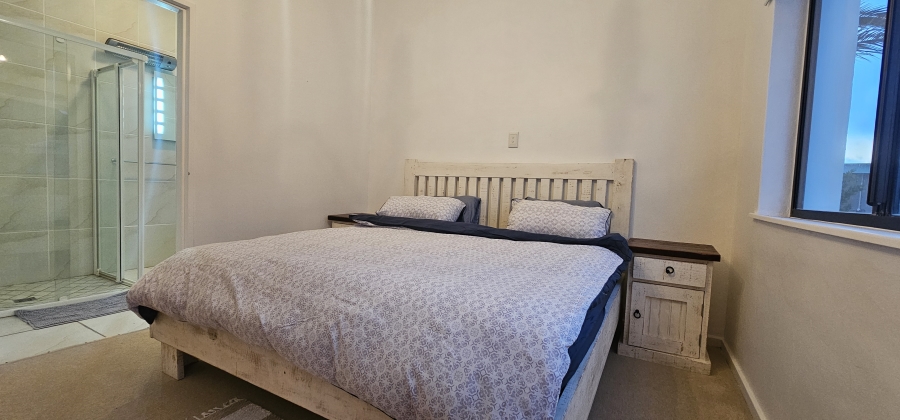 To Let 3 Bedroom Property for Rent in Middedorp Western Cape